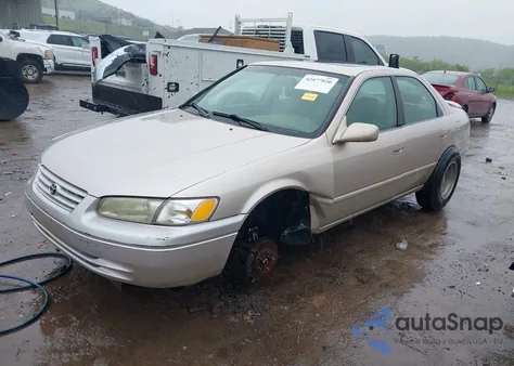 1999 Toyota Camry Le из США, поврежденный, VIN 4T1BG22K9XU431238